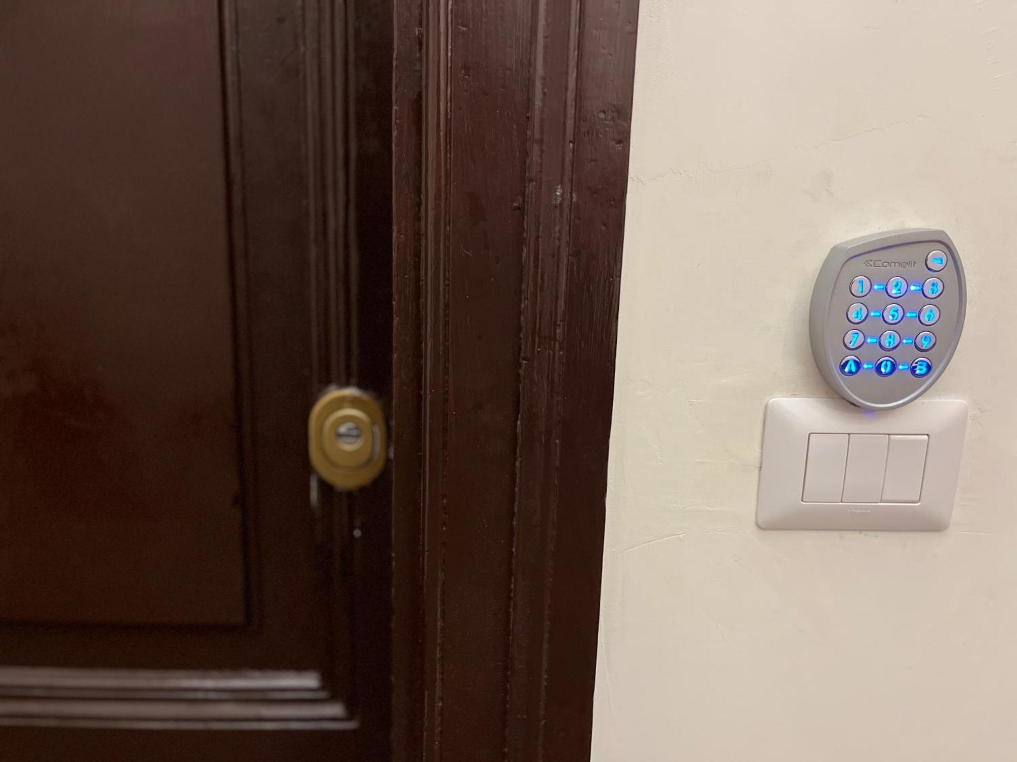 Residenza Santi Ai Monti Appartement Rome Buitenkant foto