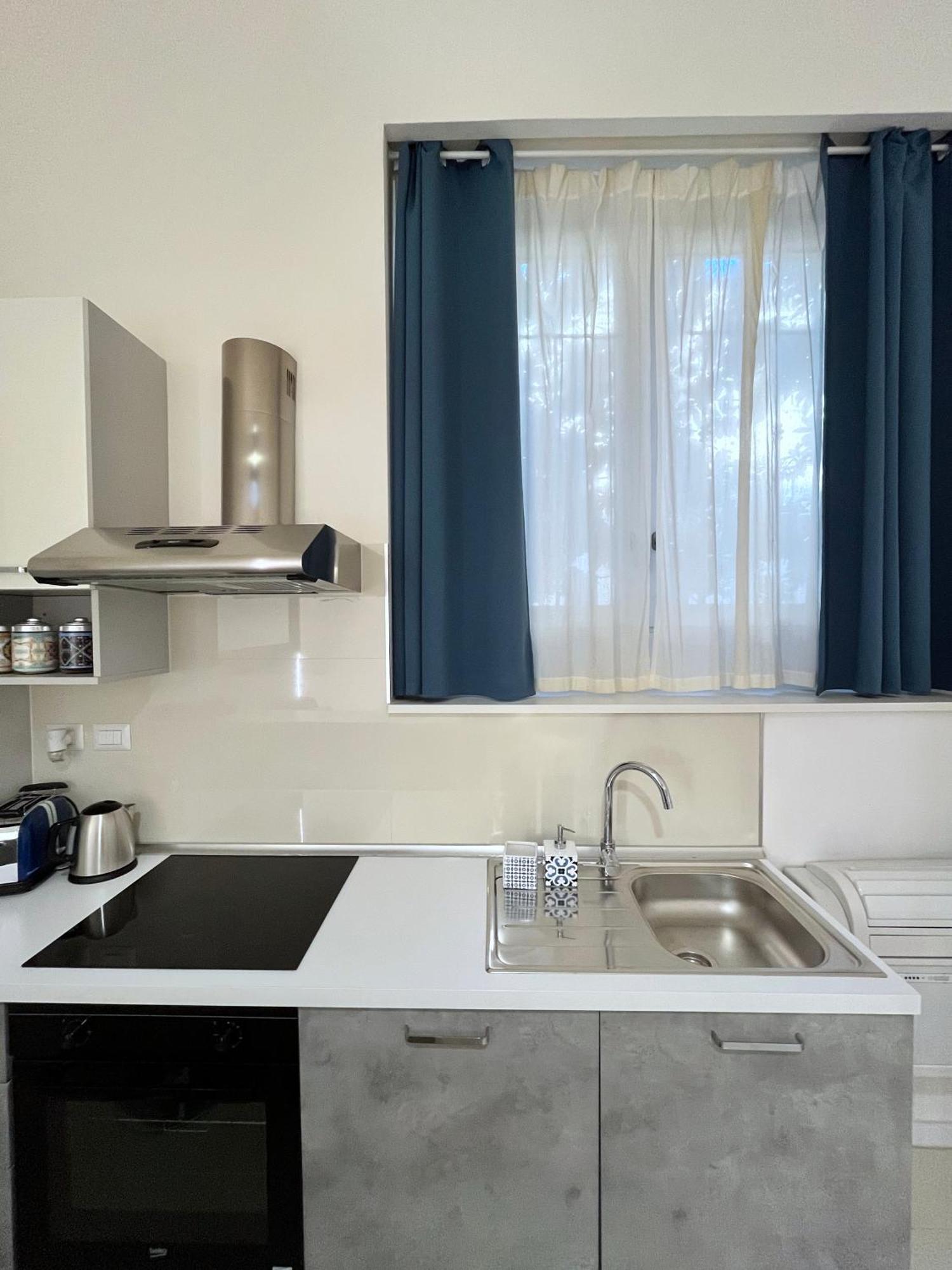 Residenza Santi Ai Monti Appartement Rome Buitenkant foto